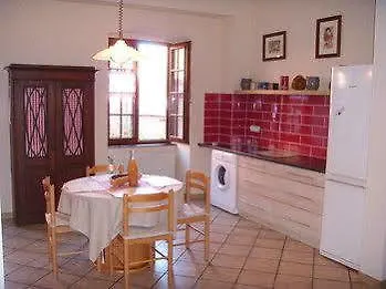 Apartment S'harzala *