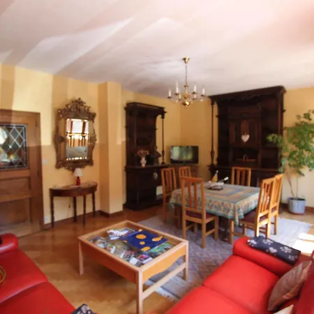 Apartment S'harzala