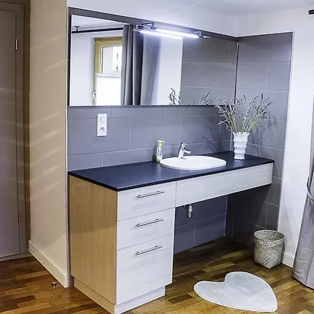 Apartment S'harzala *